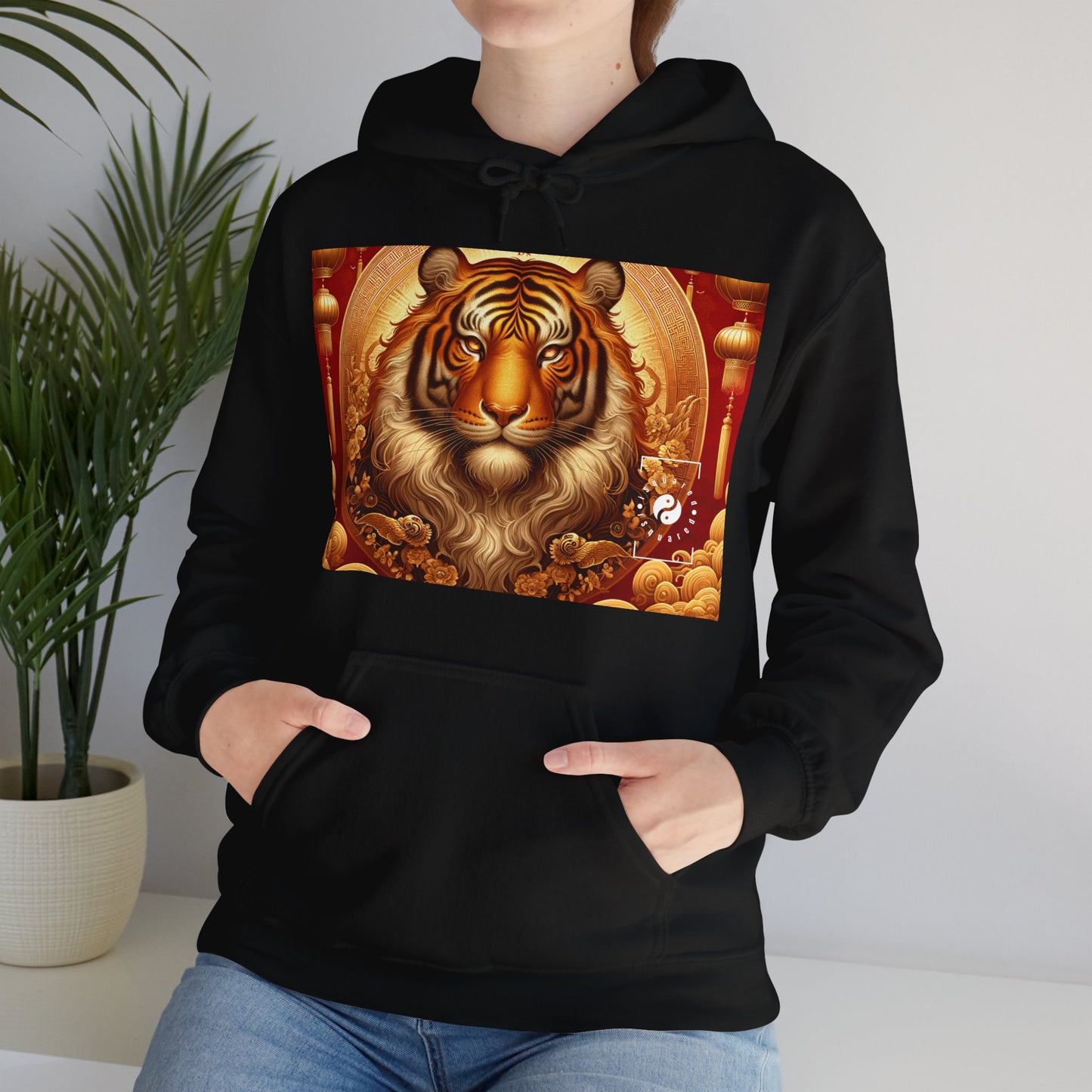 "Majesté dorée : Ascension du Tigre Lunaire" - Sweat à capuche 