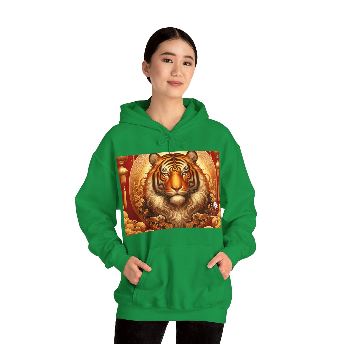 "Majesté dorée : Ascension du Tigre Lunaire" - Sweat à capuche 