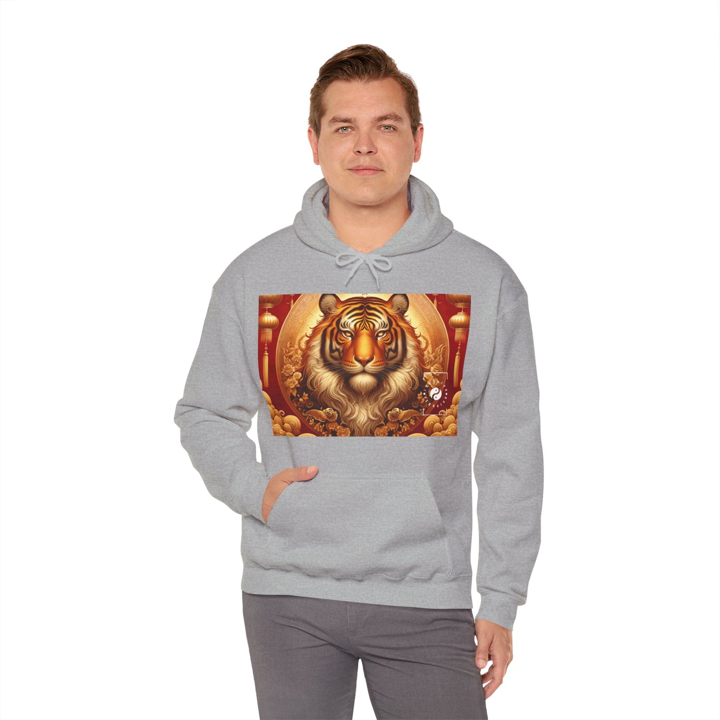 "Majesté dorée : Ascension du Tigre Lunaire" - Sweat à capuche 