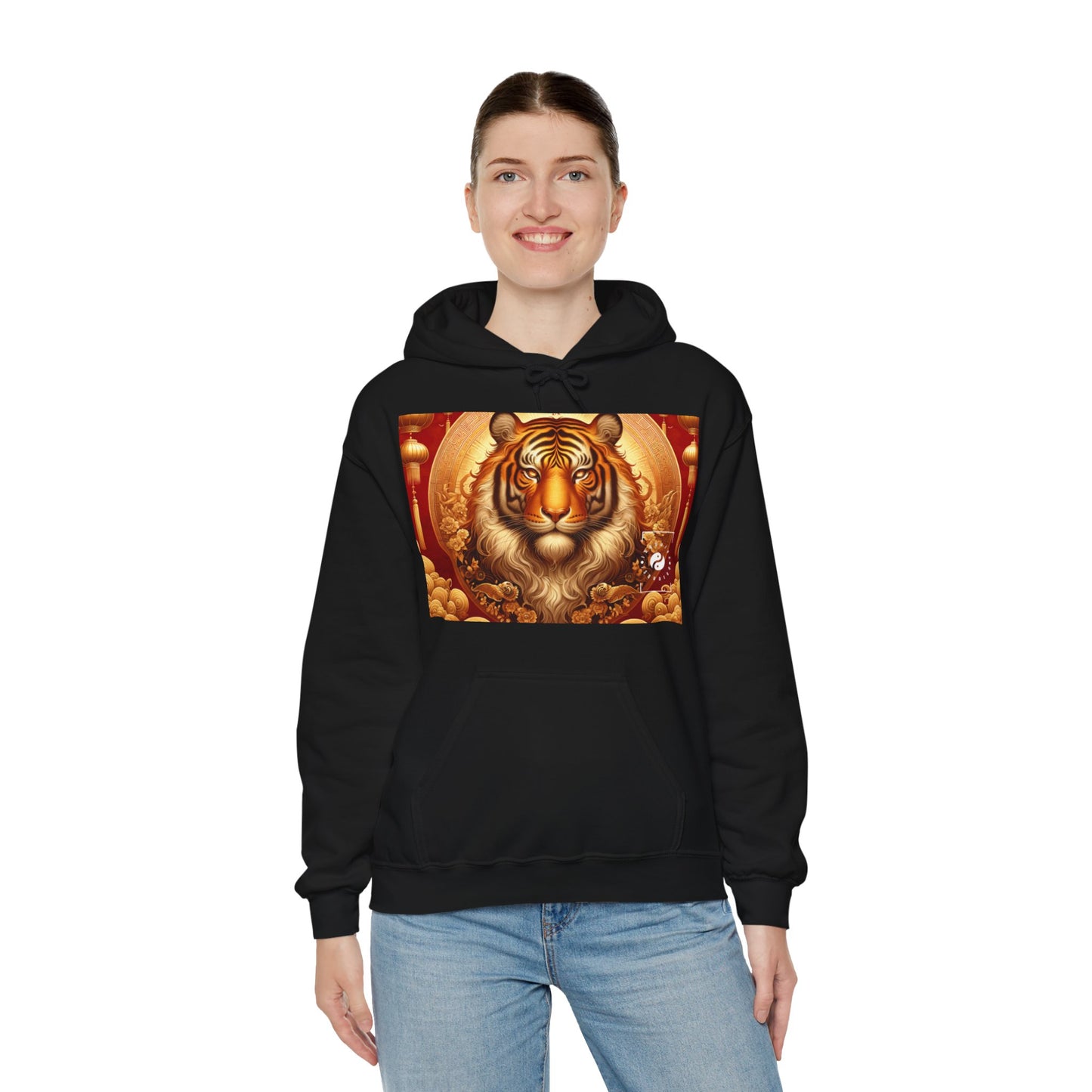 "Majesté dorée : Ascension du Tigre Lunaire" - Sweat à capuche 