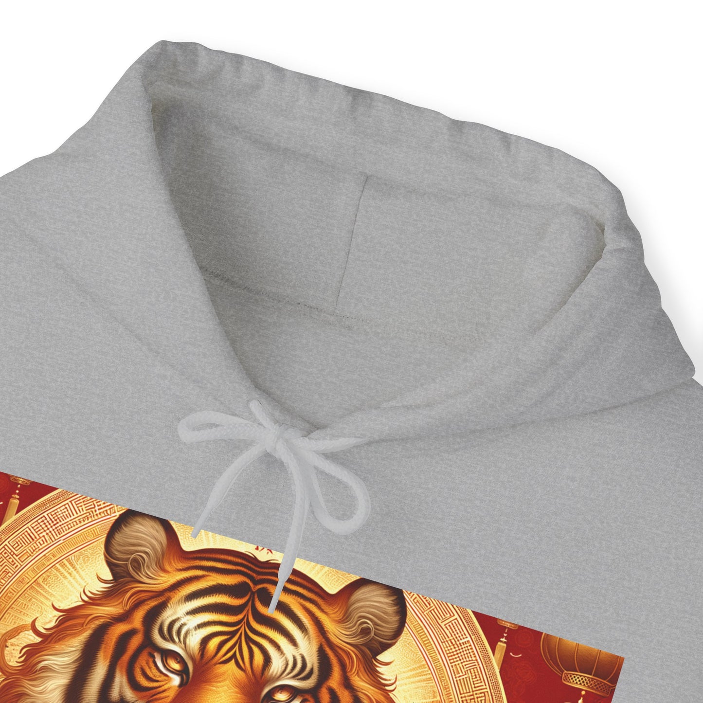 "Majesté dorée : Ascension du Tigre Lunaire" - Sweat à capuche 