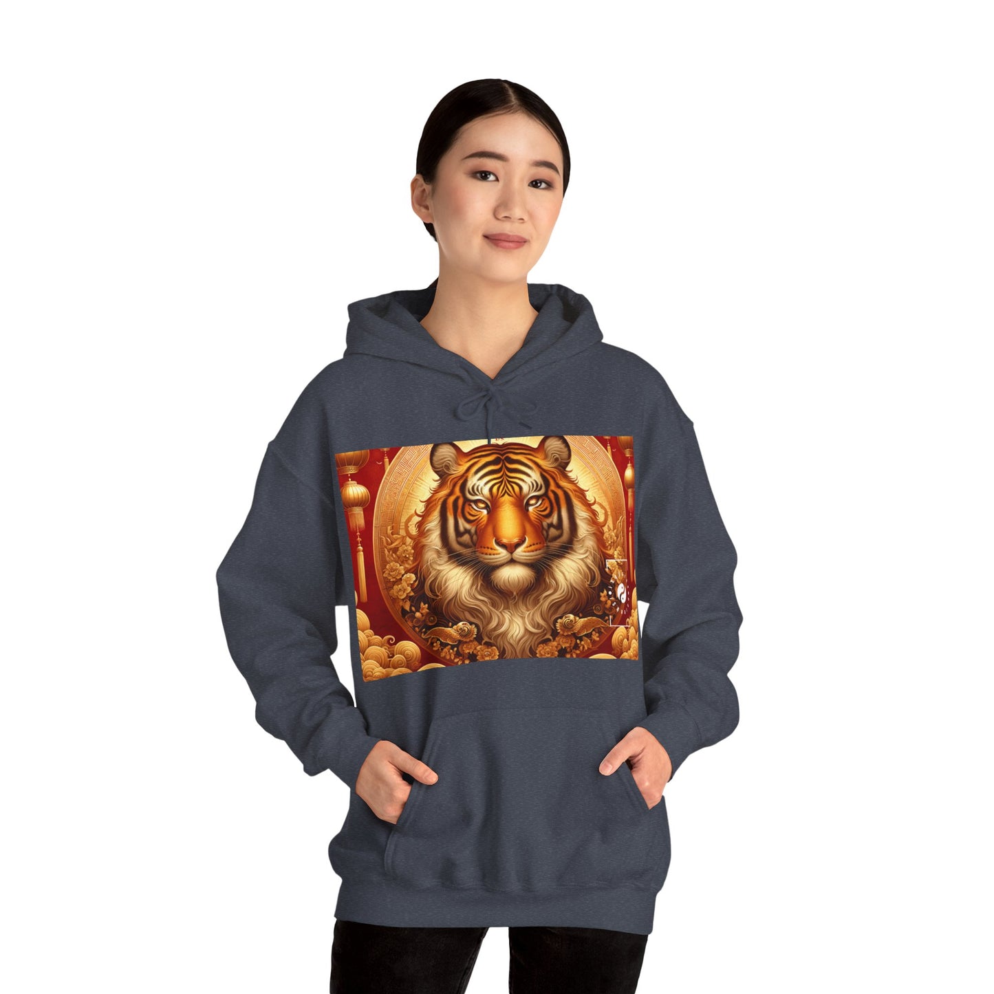 "Majesté dorée : Ascension du Tigre Lunaire" - Sweat à capuche 